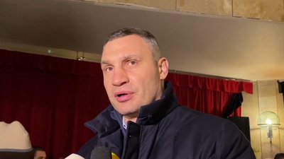 "Сподіваюсь, він мене вибачив": Добкін у день прощання з Кернесом у Харкові