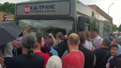 "Документи є, але нас не чують". Парафіяни ПЦУ з Приютівки на Кіровоградщині рік не можуть зайти у храм через дії УПЦ "Документи є, але нас не чують". Парафіяни ПЦУ з Приютівки на Кіровоградщині рік не можуть зайти у храм через дії УПЦ