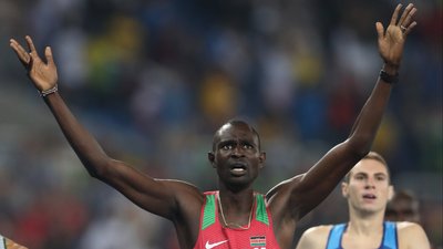 "Тримаєшся за серце й молишся богові". Дворазовий олімпійський чемпіон з бігу Давід Рудіша вижив у авіакатастрофі