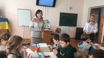 Тернопільська вчителька організувала волонтерську школу Тернопільська вчителька організувала волонтерську школу