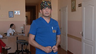 Лікарі розповіли про стан травмованих внаслідок ракетного удару у Луцьку працівників Лікарі розповіли про стан травмованих внаслідок ракетного удару у Луцьку працівників