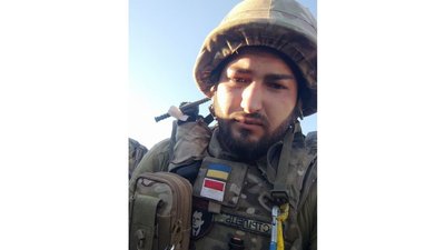 "Уп'ятьох перемогли 36 росіян". Історія воїна 77 батальйону 102 бригади з Франківщини Миколи Кавацюка "Уп'ятьох перемогли 36 росіян". Історія воїна 77 батальйону 102 бригади з Франківщини Миколи Кавацюка