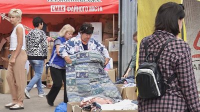 У тернопільський "Карітас" щодня звертається за допомогою по сотні переселенців У тернопільський "Карітас" щодня звертається за допомогою по сотні переселенців