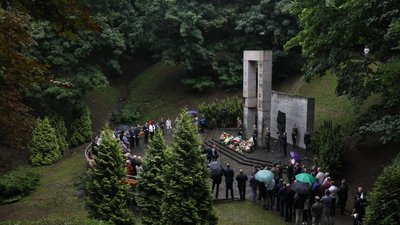 У Львові вшанували пам'ять розстріляних у 1941 році вчених У Львові вшанували пам'ять розстріляних у 1941 році вчених
