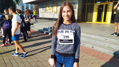 “Шаную воїнів, біжу за Героїв України”. Як відбувався легкоатлетичний забіг у Луцьку “Шаную воїнів, біжу за Героїв України”. Як відбувався легкоатлетичний забіг у Луцьку