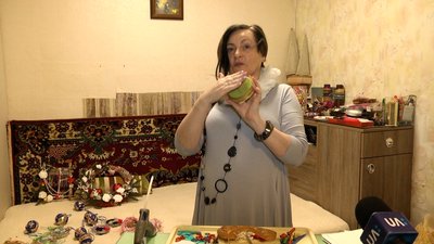 Житомирська майстриня показала, як бюджетно та стильно прикрасити ялинку Житомирська майстриня показала, як бюджетно та стильно прикрасити ялинку