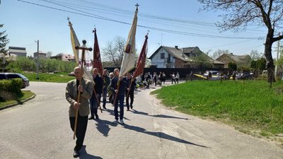 На Львівщині попрощалися з бійцем 24 бригади Юрієм Онисиком На Львівщині попрощалися з бійцем 24 бригади Юрієм Онисиком