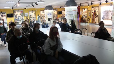 Про творчість, театр та плани.У Миколаєві відбулася творча зустріч із драматургинею Недою Нежданою Про творчість, театр та плани.У Миколаєві відбулася творча зустріч із драматургинею Недою Нежданою