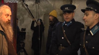 У Бережанах на Тернопільщині завершили зйомки фільму "Червоний 2. Без лінії фронту"