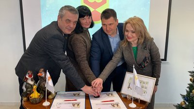 У Вінниці погасили поштову марку "З Різдвом, незламні!"