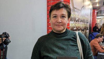 Відвідувачка поетичних читань Світлана, 6 листопада 2023 року Відвідувачка поетичних читань Світлана, 6 листопада 2023 року