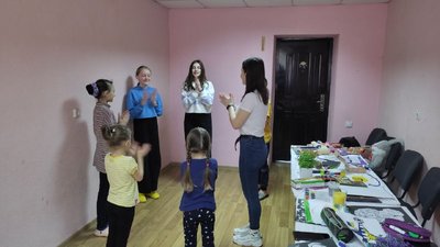 Студенти та викладачі Луцького коледжу допомагають переселенцям