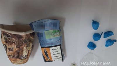 На Житомирщині затримали організаторку злочинної групи постачальників метадону На Житомирщині затримали організаторку злочинної групи постачальників метадону