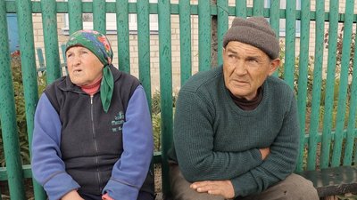 Галина та Микола, жителі селища Барвінок Галина та Микола, жителі селища Барвінок