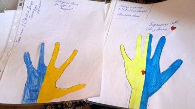 Навчають української мови, допомагають армії та переселенцям. Бібліотека в Дніпрі працює як волонтерський осередок Навчають української мови, допомагають армії та переселенцям. Бібліотека в Дніпрі працює як волонтерський осередок