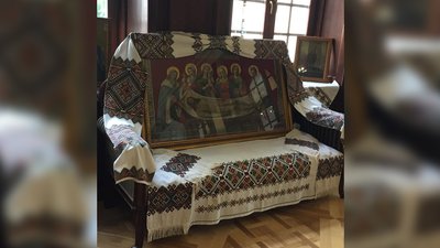 У Вишнівецькому замку представили колекцію ікон лікарки з Тернополя У Вишнівецькому замку представили колекцію ікон лікарки з Тернополя