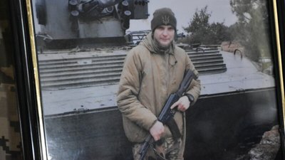 У Луцьку попрощалися з загиблим на Донеччині 28-річним Володимиром Мельничуком
