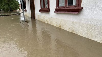 У селі Нижній Вербіж на Івано-Франківщині підтопило 107 хат У селі Нижній Вербіж на Івано-Франківщині підтопило 107 хат