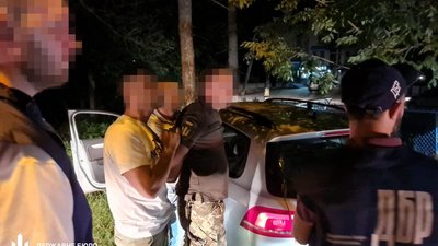На Тернопільщині правоохоронці затримали заступника військового комісара на хабарі