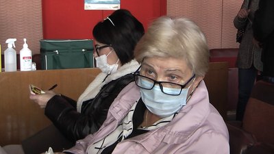 У Запоріжжі вакцинували працівників центрального відділення "Укрпошти" У Запоріжжі вакцинували працівників центрального відділення "Укрпошти"