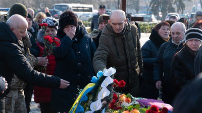 В Ужгороді попрощалися із полеглим на війні Іваном Беркелою В Ужгороді попрощалися із полеглим на війні Іваном Беркелою