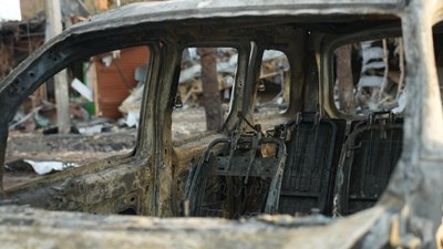 "Якби я не нахилив трішки голови, моєї голови не було б". Що розповідають очевидці про удари по Білопіллю "Якби я не нахилив трішки голови, моєї голови не було б". Що розповідають очевидці про удари по Білопіллю