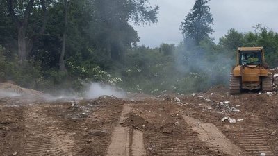 Територія поруч з Голосківським цвинтарем