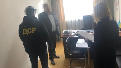 Начальника відділу Держпродспоживслужби Львівщини затримали на хабарі Начальника відділу Держпродспоживслужби Львівщини затримали на хабарі