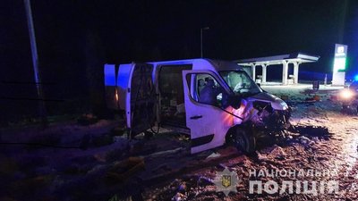 На Буковині впродож ночі та ранку трапились дві ДТП. В одній водій загинув, в іншій — травмувався На Буковині впродож ночі та ранку трапились дві ДТП. В одній водій загинув, в іншій — травмувався