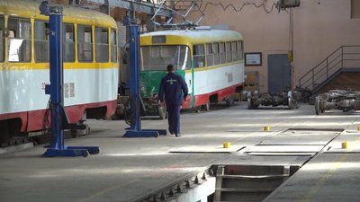 В Одесі зібрали другий трисекційний трамвай "Одісей макс" В Одесі зібрали другий трисекційний трамвай "Одісей макс"