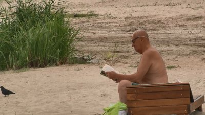 На черкаських пляжах не рекомендують купатися. Як реагують містяни На черкаських пляжах не рекомендують купатися. Як реагують містяни