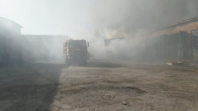 На Тернопільщині горіла вантажівка та складські приміщення