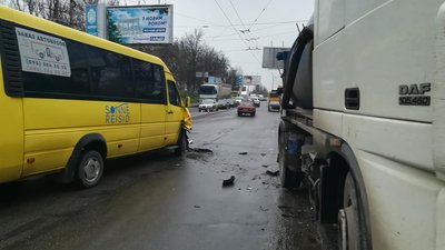 У Херсоні сталася ДТП із травмованим У Херсоні сталася ДТП із травмованим