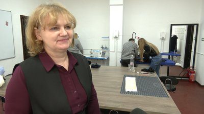 Директорка навчального закладу, в якому відкрили коворкінг у Сновську Алла Єрмоленко Директорка навчального закладу, в якому відкрили коворкінг у Сновську Алла Єрмоленко