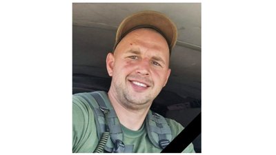 У боях за Україну загинули двоє бійців з Дніпропетровщини У боях за Україну загинули двоє бійців з Дніпропетровщини