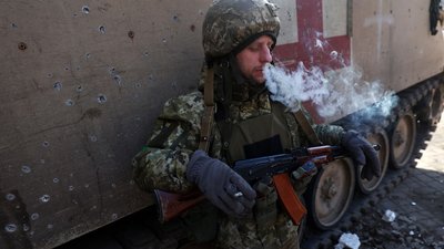 "Зараз це позиційна війна". Розповідь гранатометника Юрія Сиротюка про ситуацію навколо Бахмуту "Зараз це позиційна війна". Розповідь гранатометника Юрія Сиротюка про ситуацію навколо Бахмуту