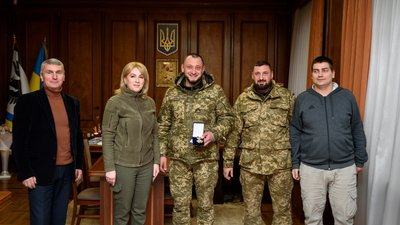 Воїна "десятки" Романа Дячишина нагородили медаллю "За заслуги перед Прикарпаттям"