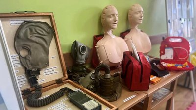 У житомирському ліцеї №3 відкрили клас безпеки "Школа незвичайних наук" У житомирському ліцеї №3 відкрили клас безпеки "Школа незвичайних наук"