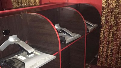 У Чернігові на Масанах викрили підпільний гральний заклад