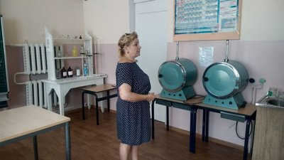Пікет колективу херсонського ліцею: люди проти закриття свого закладу Пікет колективу херсонського ліцею: люди проти закриття свого закладу
