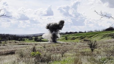 підрив, безпілотник, війна