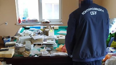 На Харківщині викрили злочинну групу, яка постачала військові товари до РФ — СБУ