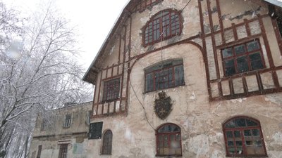 На Рівненщині відкрили четверту меморіальну дошку скульптору Томашу Оскару Сосновському На Рівненщині відкрили четверту меморіальну дошку скульптору Томашу Оскару Сосновському