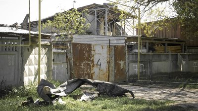 Російські ракети влучили у фабрику з виготовлення вікон та дверей Одесі. ФОТО