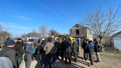 "Магазинів немає, продукти возять люди" — до Первомайського на Миколаївщині волонтери доставили гумдопомогу "Магазинів немає, продукти возять люди" — до Первомайського на Миколаївщині волонтери доставили гумдопомогу