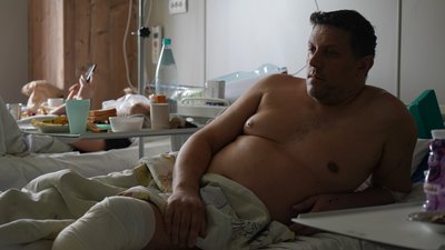 "Я встиг озирнутись, діти лежали вбитими" — історія чоловіка, чию сім'ю розстріляли в Бучі "Я встиг озирнутись, діти лежали вбитими" — історія чоловіка, чию сім'ю розстріляли в Бучі