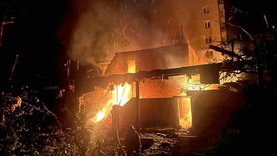 Пожежа у Куп'янському районі внаслідок російського обстрілу