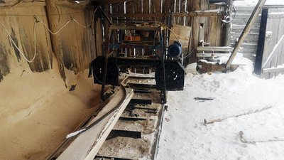 На Житомирщині вдруге закрили незаконну лісопильню, на якій спробували відновити роботу На Житомирщині вдруге закрили незаконну лісопильню, на якій спробували відновити роботу