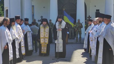 "Не лізь ти в саме пекло": у Полтаві попрощалися із двома воїнами, які загинули на війні "Не лізь ти в саме пекло": у Полтаві попрощалися із двома воїнами, які загинули на війні