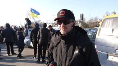 Львівські водії таксі вимагають підняття тарифів Львівські водії таксі вимагають підняття тарифів